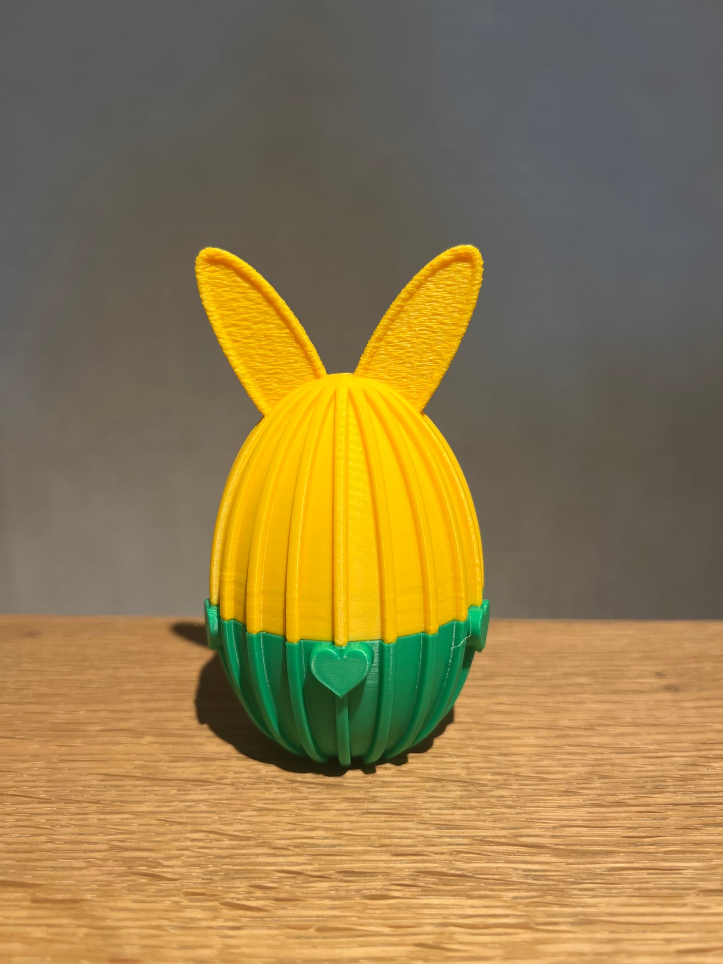 09. Osterdeko – Osterei zum Öffnen für kleine Überraschungen