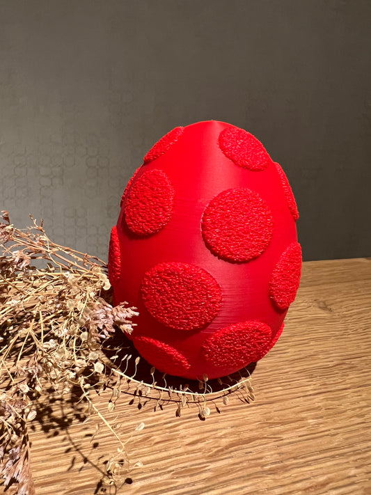 07. Osterdeko - Flauschiges Osterei mit gepunktetem Muster